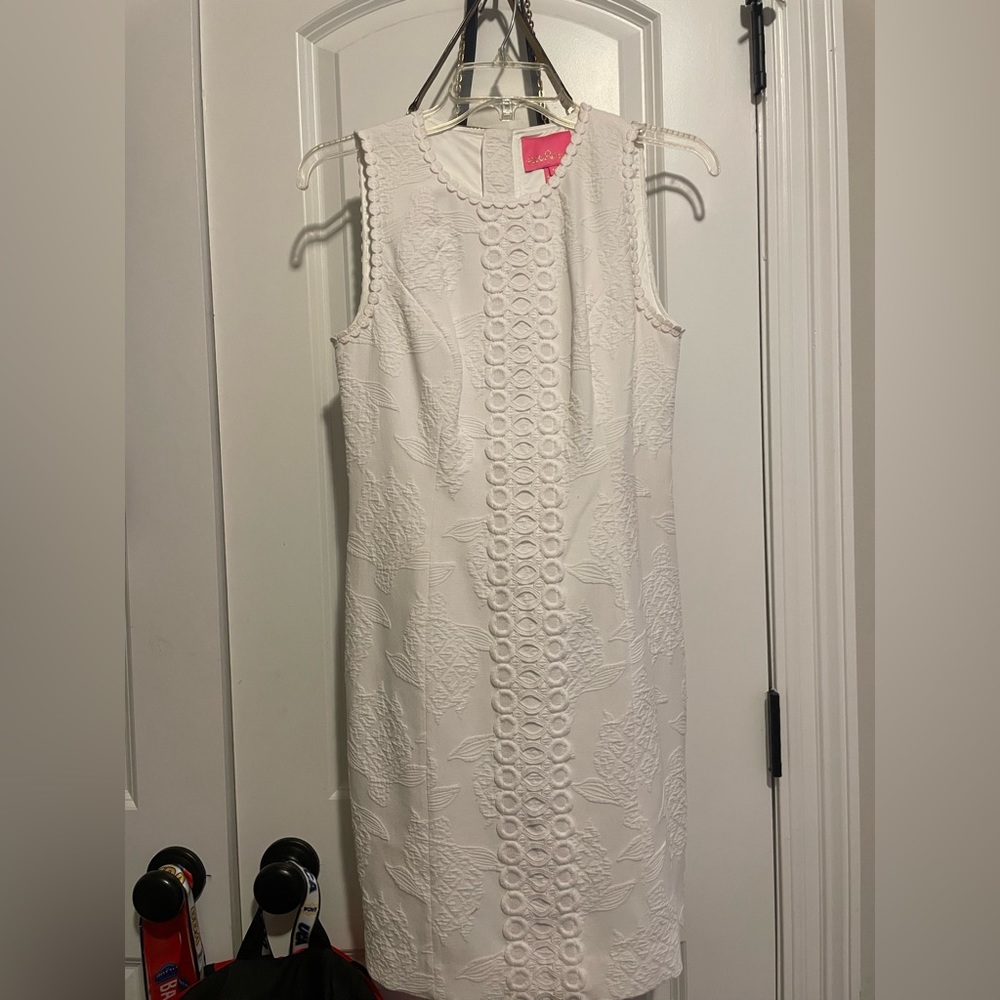 lilly pulitzer white dress, size 0, worn once for 8tg grade graduation